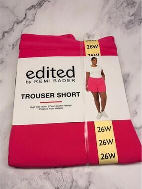Edited by Remi Bader Trouser Shorts 26W Pink High Rise Pleated NWT Plus Size